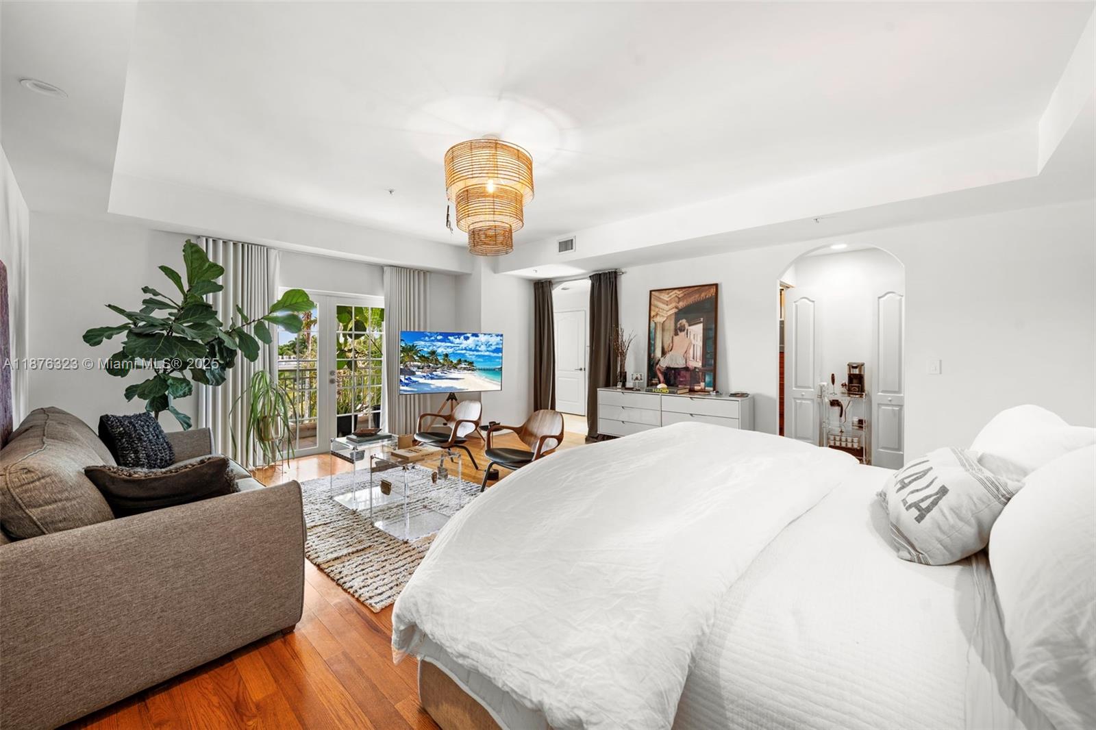 1415 Sunset Harbour Dr #406 Miami Beach, FL 33139