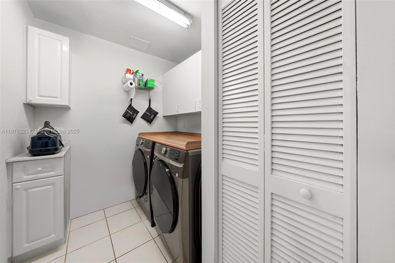 1415 Sunset Harbour Dr #406 Miami Beach, FL 33139