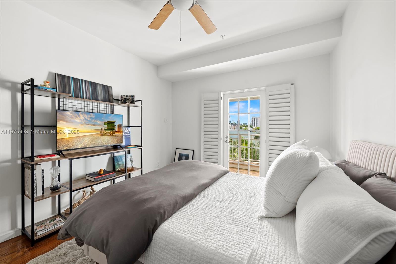 1415 Sunset Harbour Dr #406 Miami Beach, FL 33139