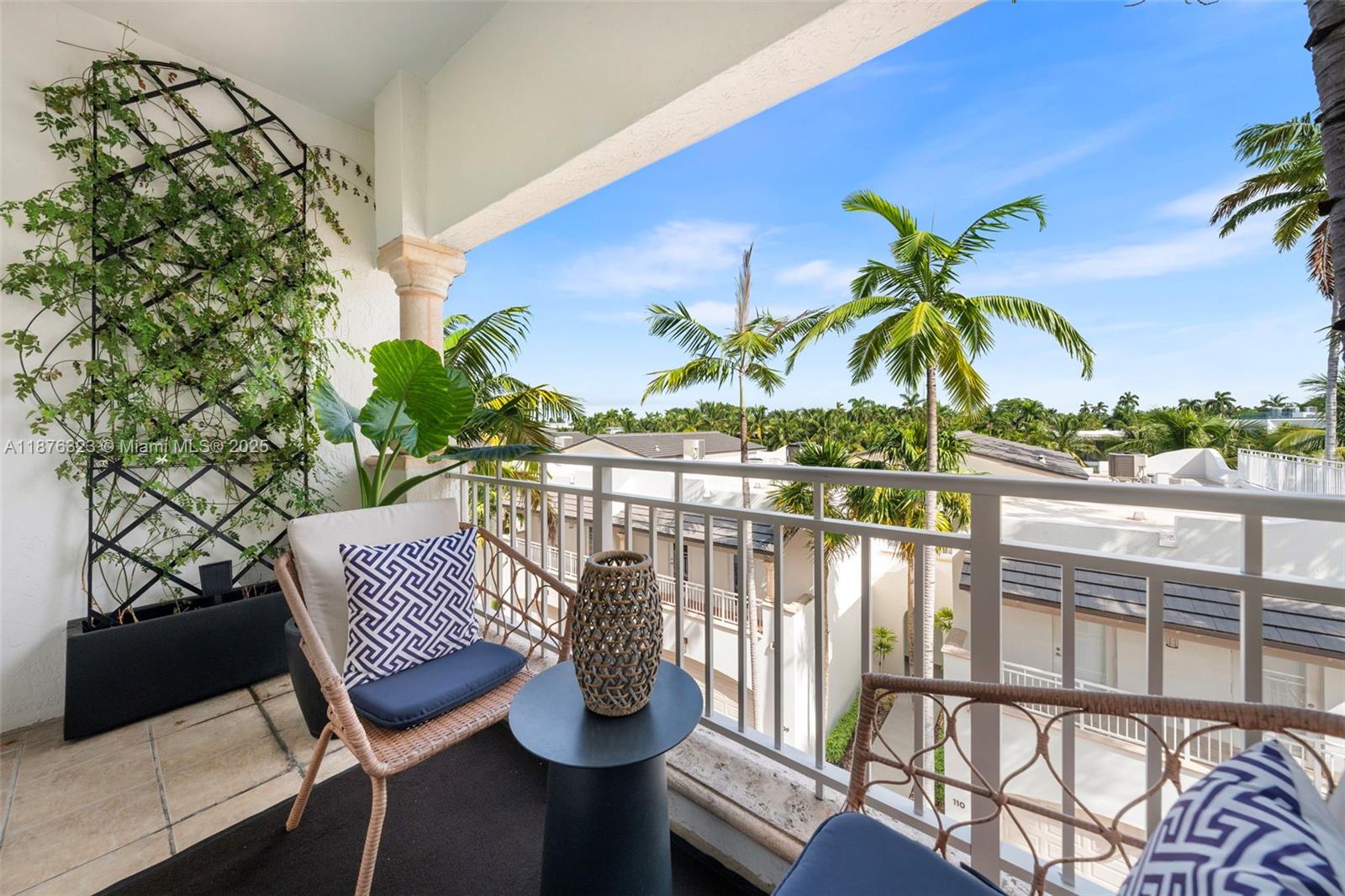 1415 Sunset Harbour Dr #406 Miami Beach, FL 33139