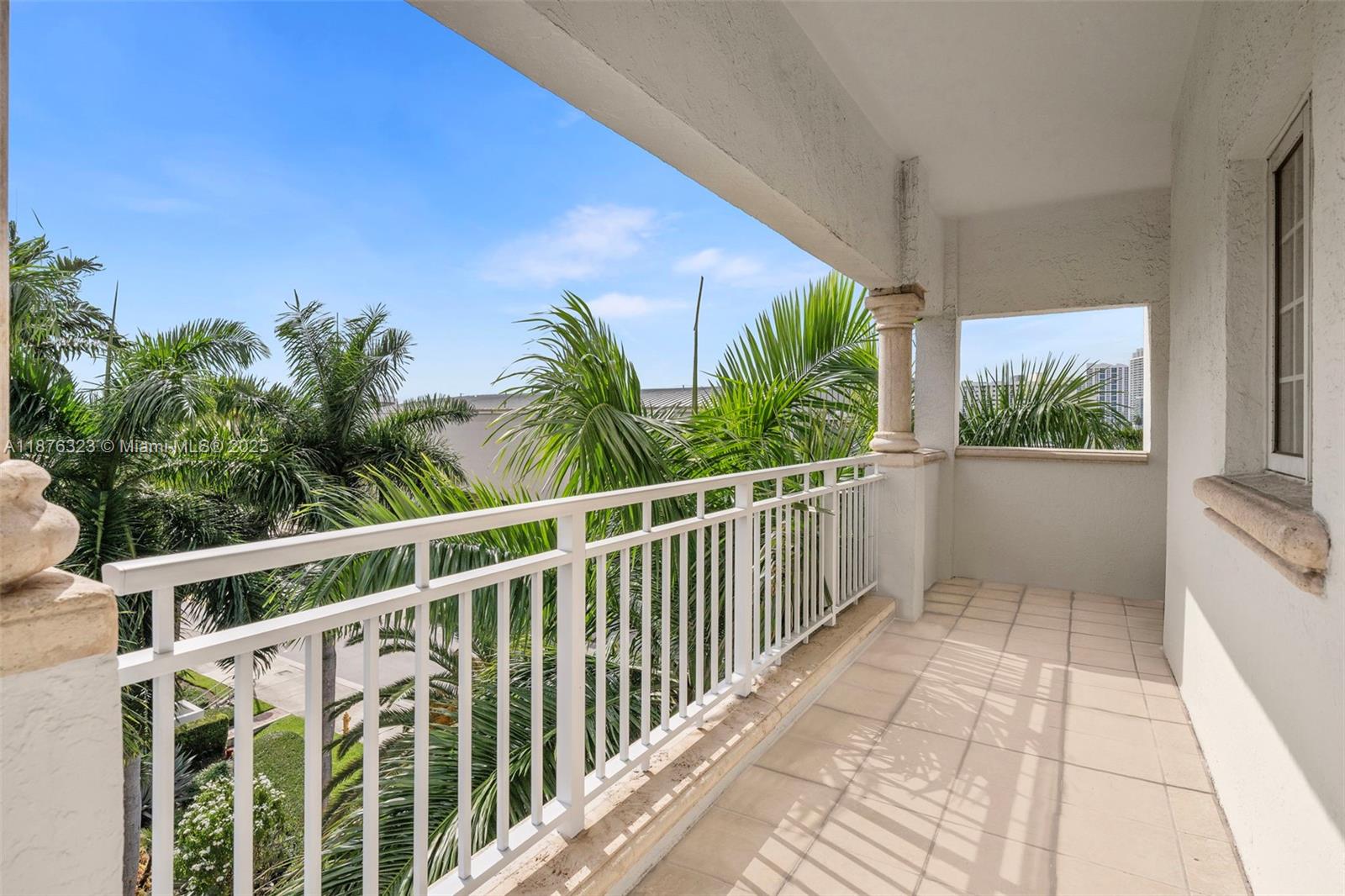 1415 Sunset Harbour Dr #406 Miami Beach, FL 33139