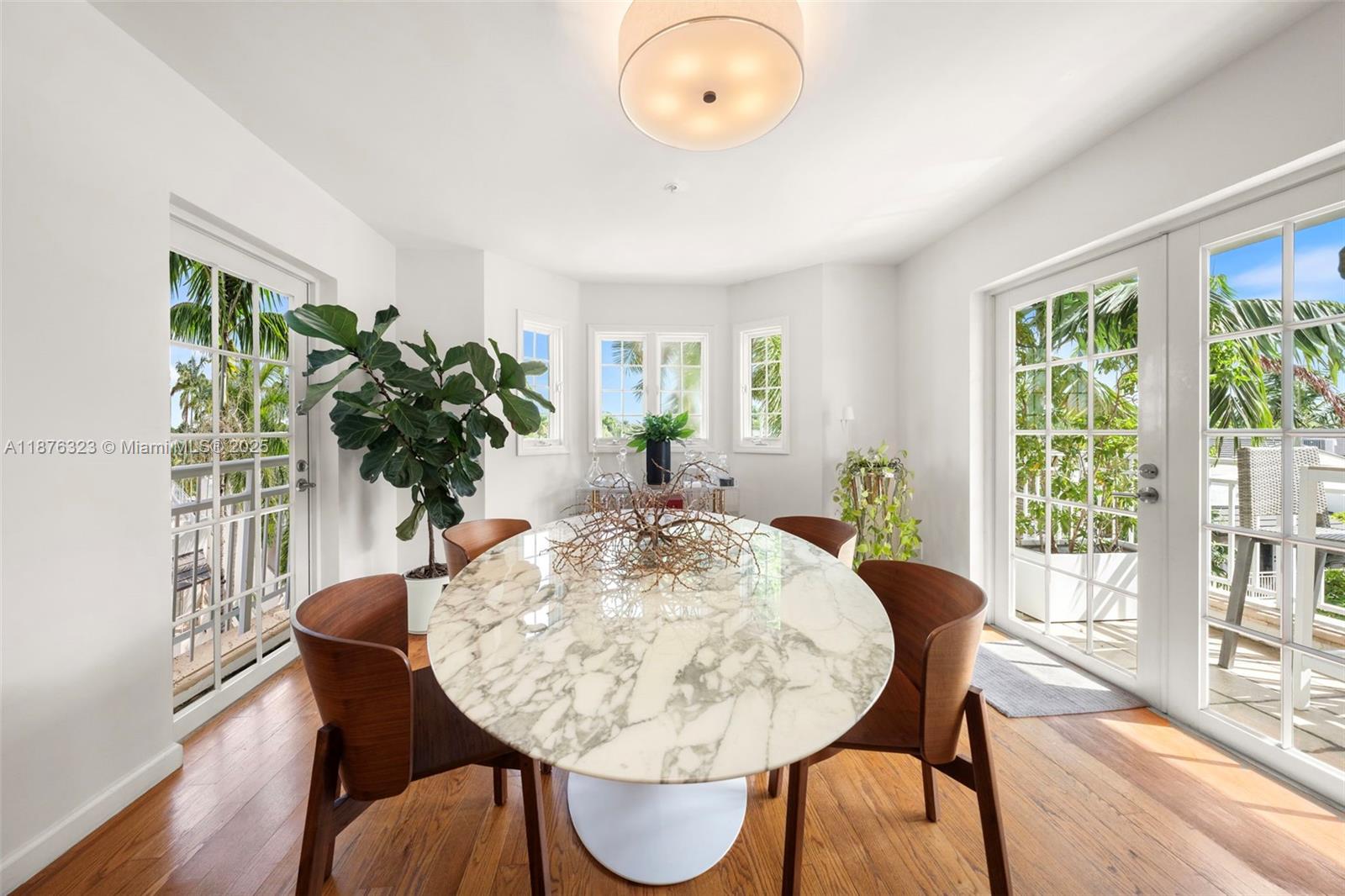 1415 Sunset Harbour Dr #406 Miami Beach, FL 33139