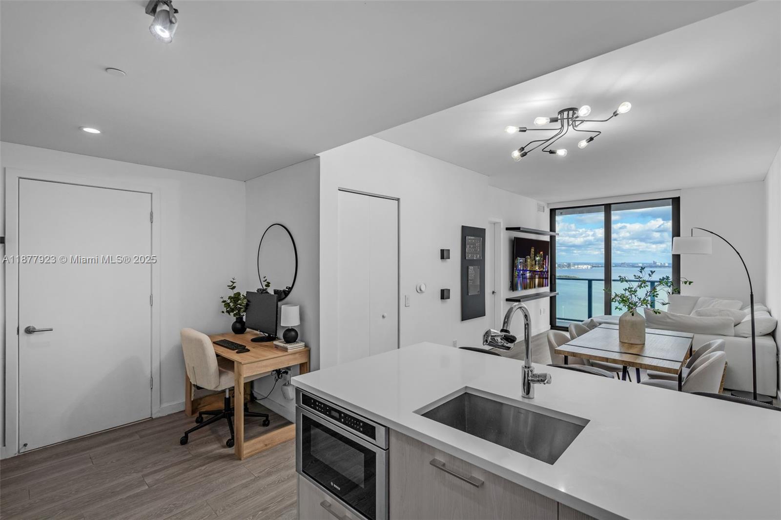 image Edgewater9