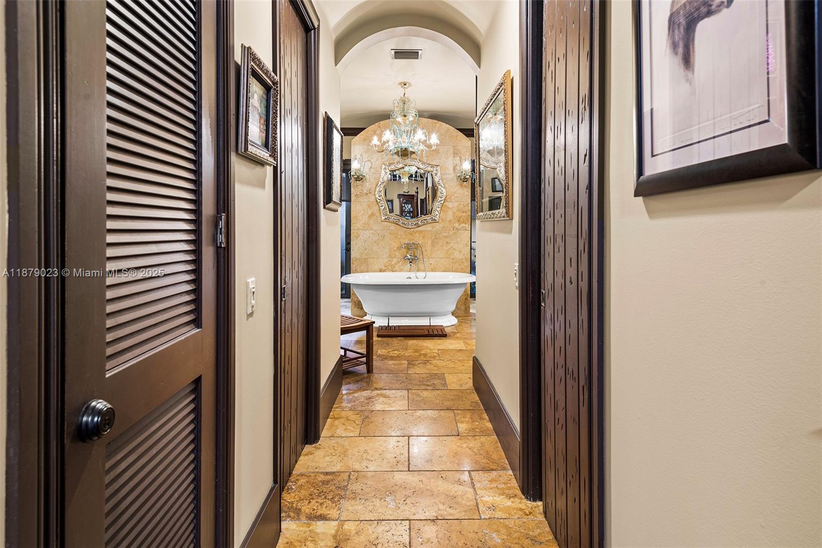 10390 SW 62nd St Miami, FL 33173