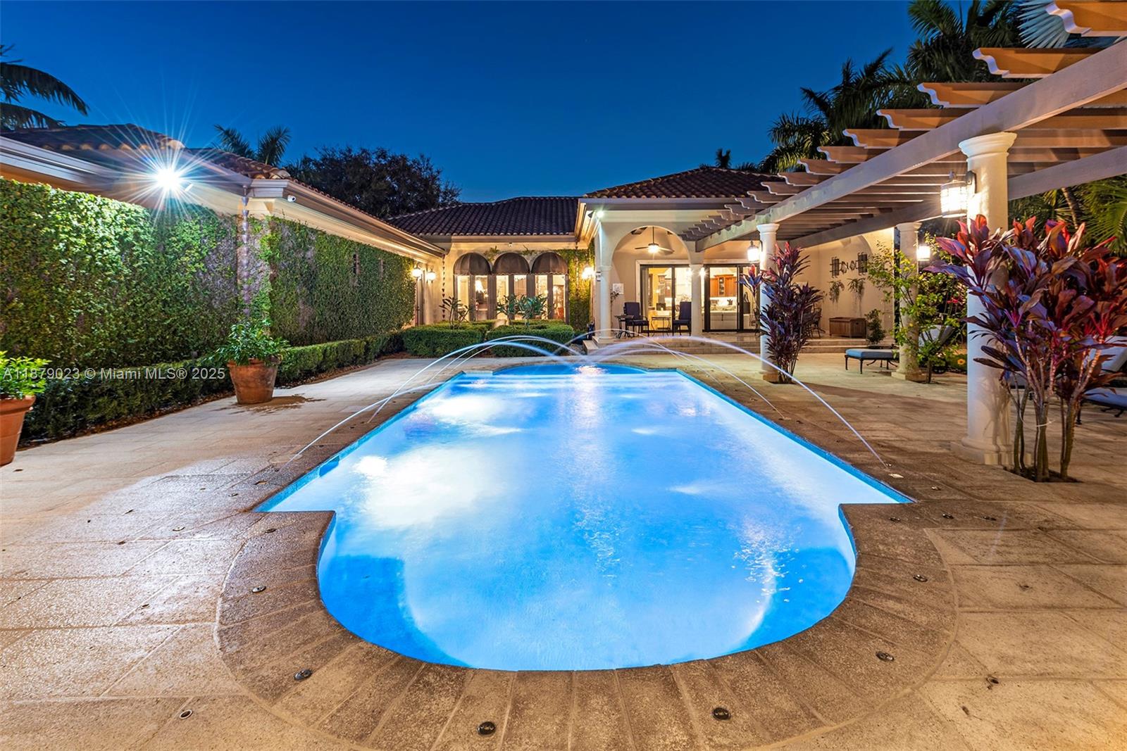 10390 SW 62nd St Miami, FL 33173