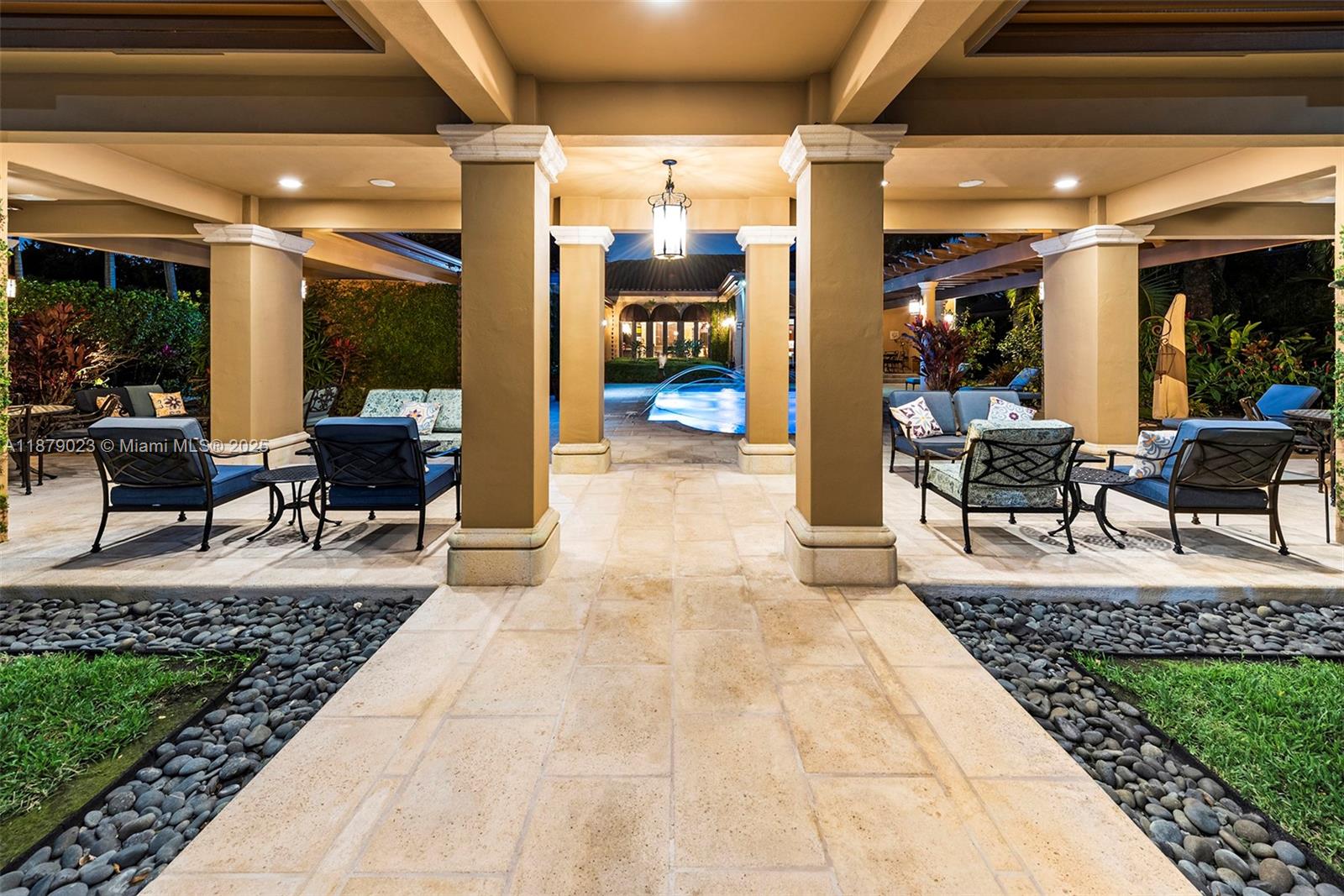 10390 SW 62nd St Miami, FL 33173