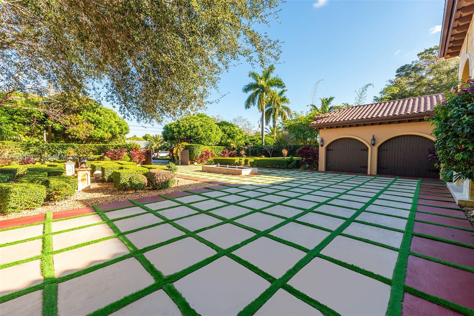 10390 SW 62nd St Miami, FL 33173