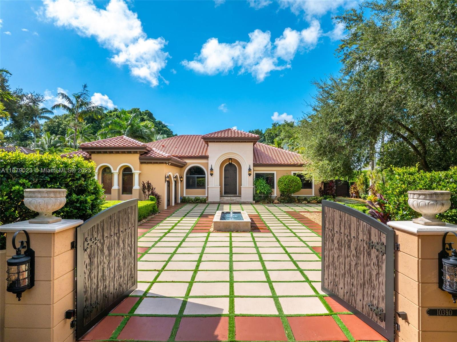 10390 SW 62nd St Miami, FL 33173