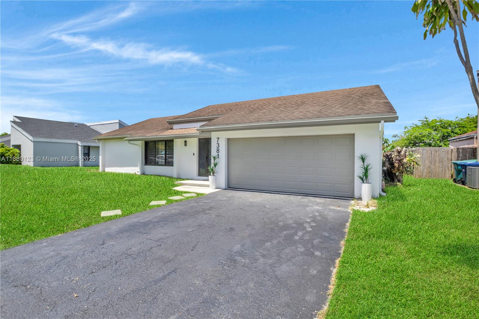 7381 NW 35th Ct