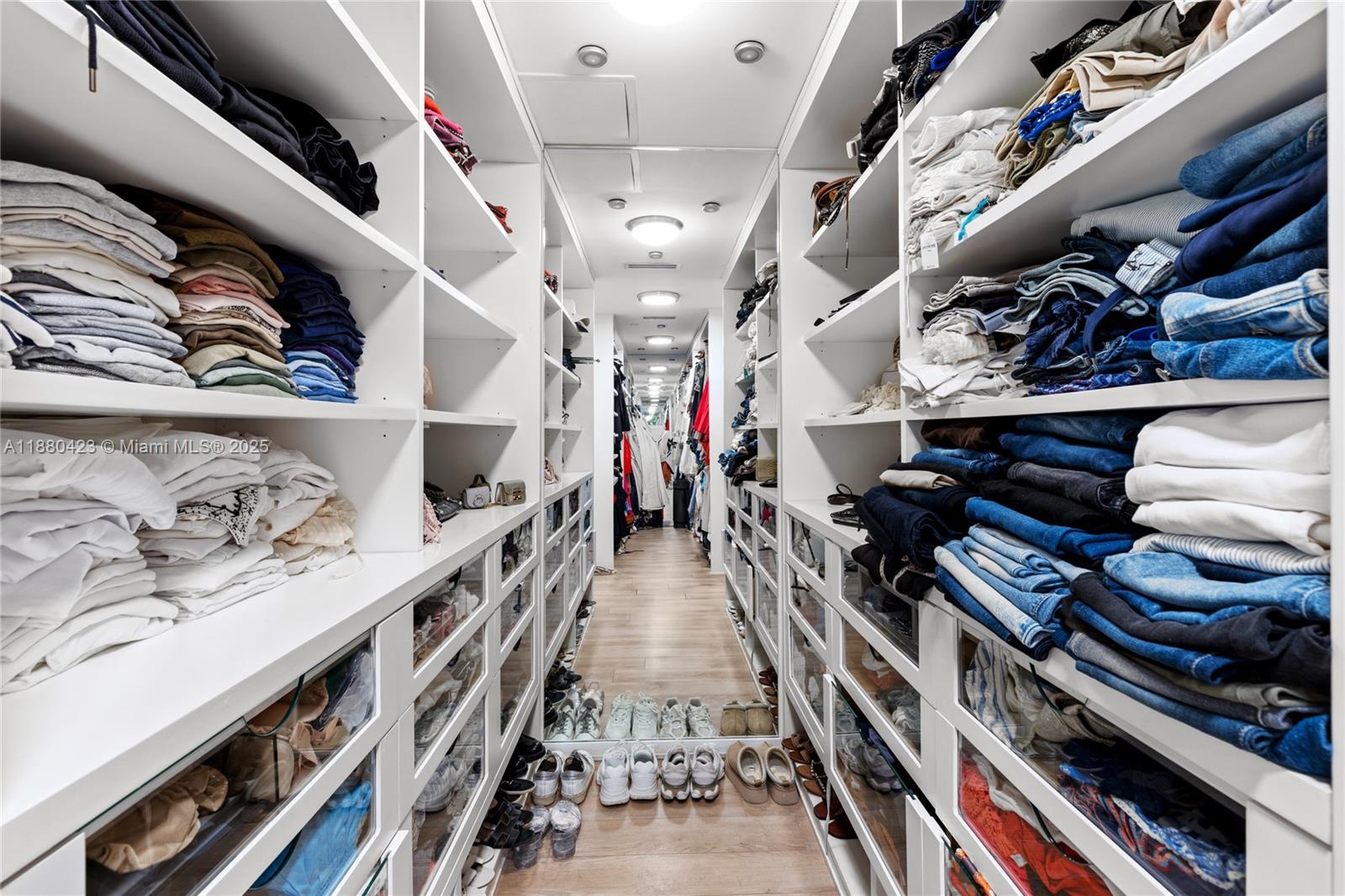 image Icon Brickell Tower I9