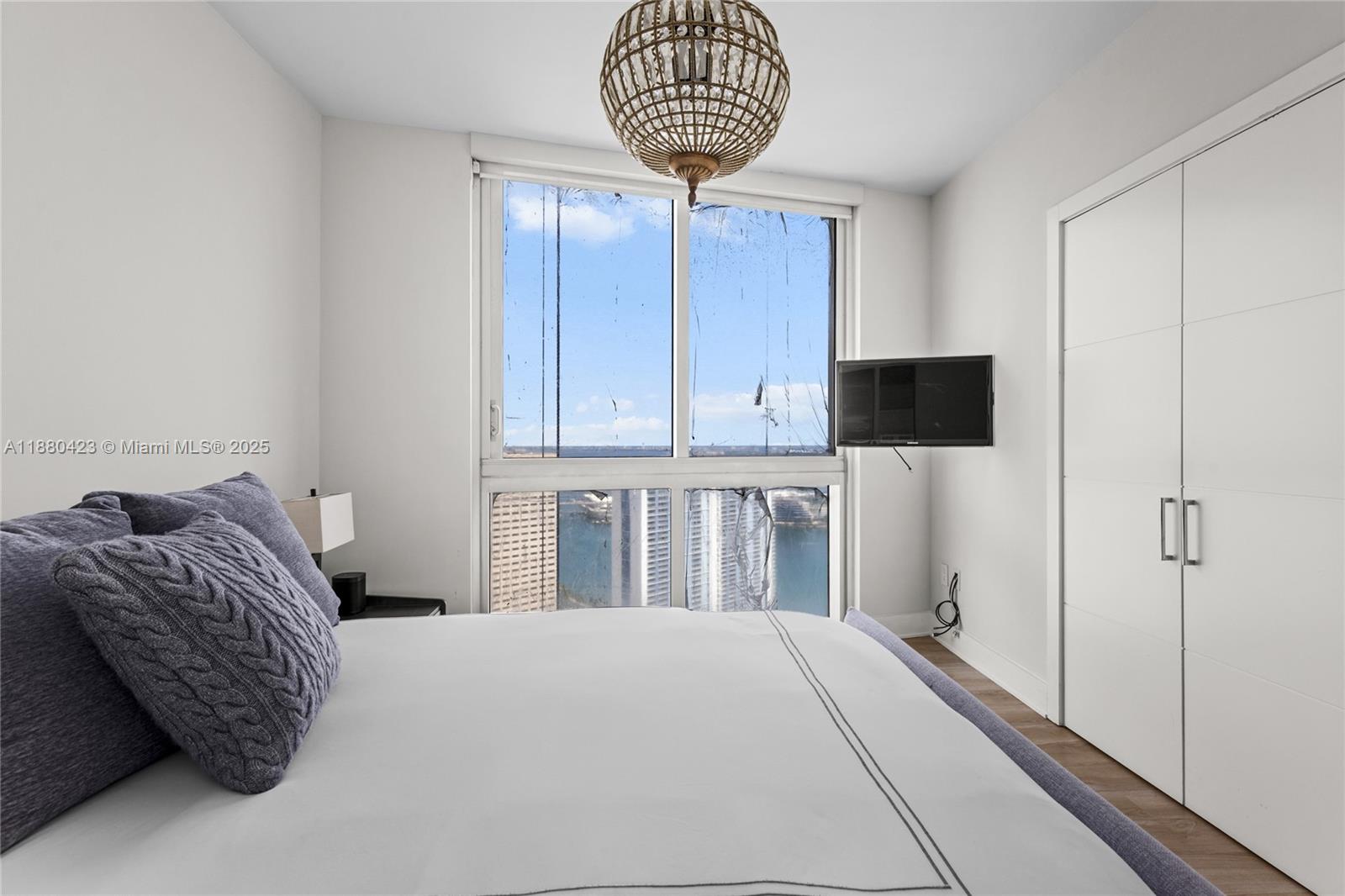 image Icon Brickell Tower I7