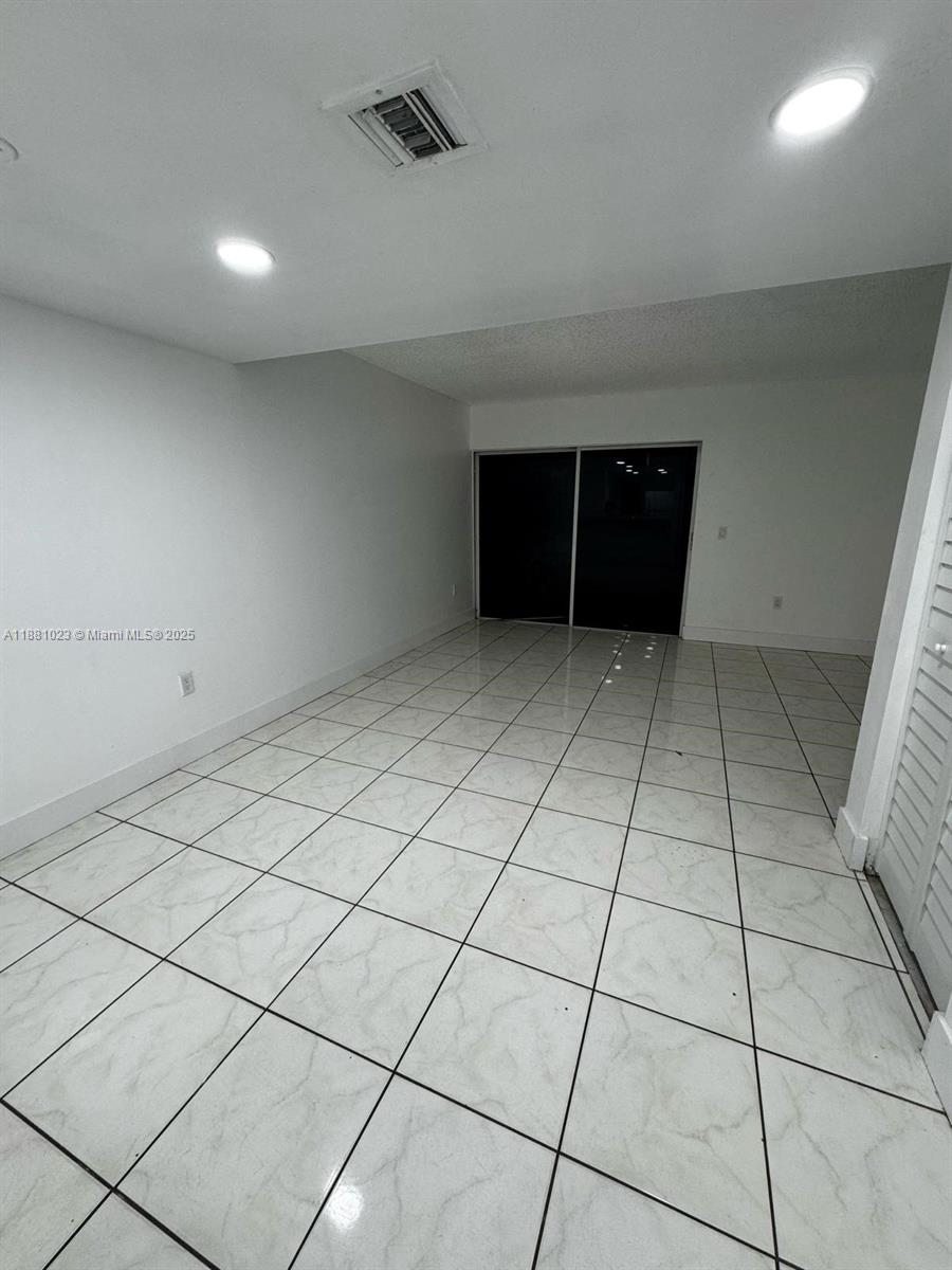 2701 NW 27th Ave #1012 Miami, FL 33142