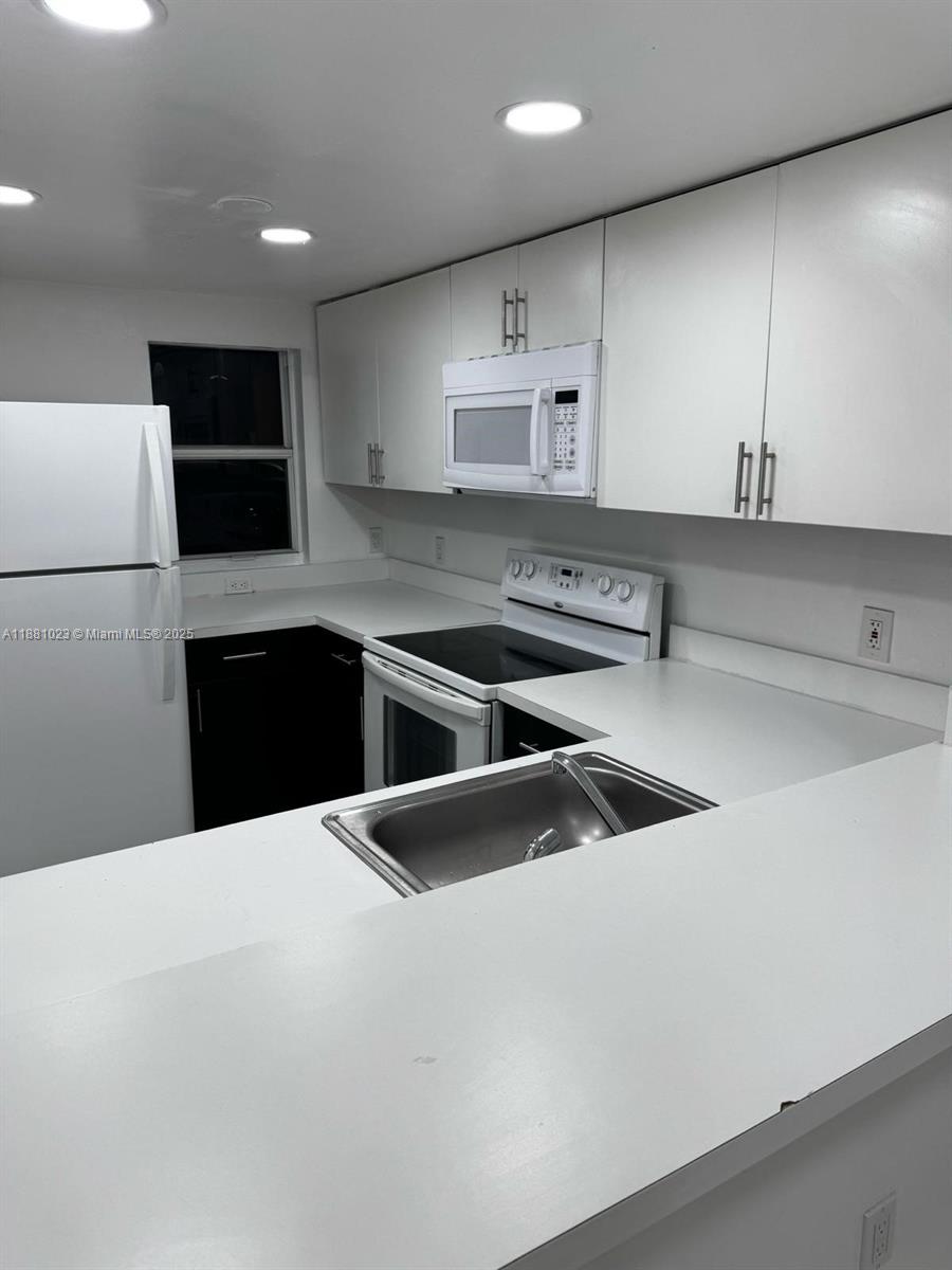 2701 NW 27th Ave #1012 Miami, FL 33142