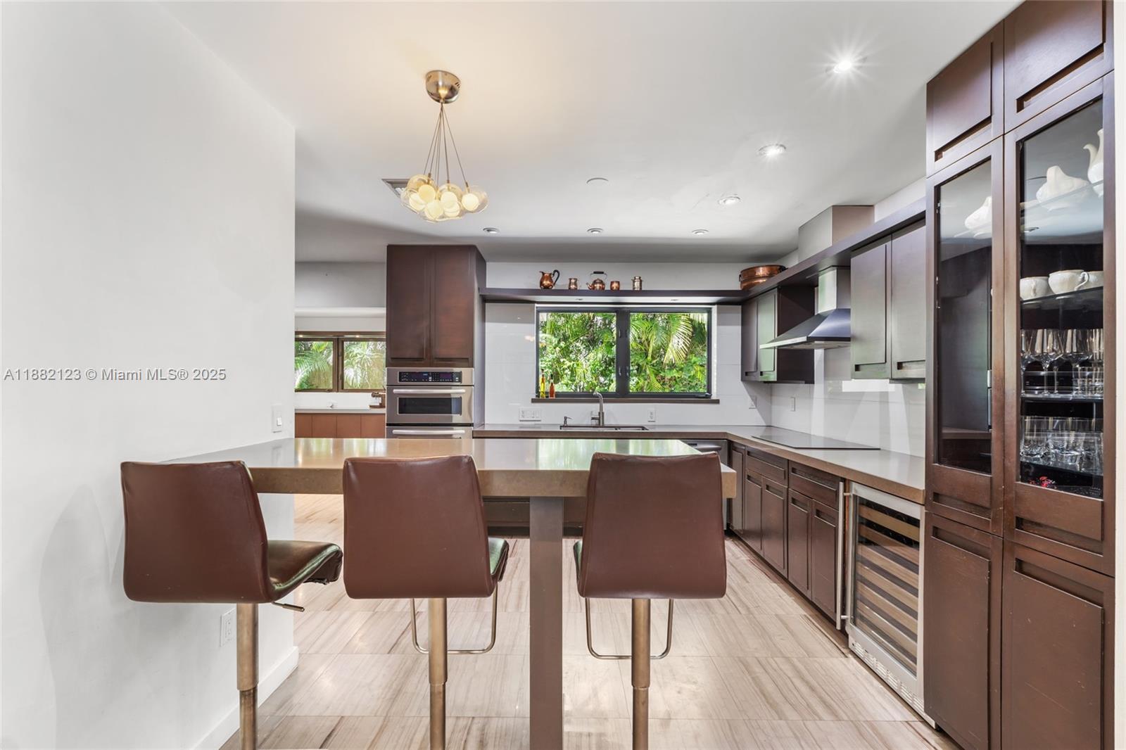 560 Sabal Palm Rd Miami, FL 33137 560 Sabal Palm Rd Miami, FL 33137