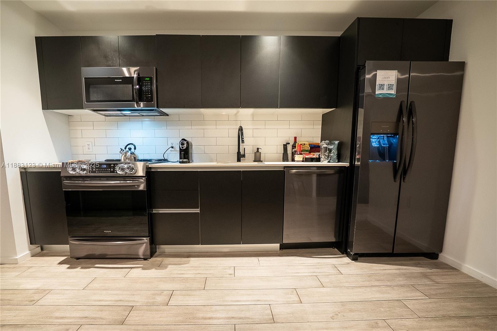 image Elser Residences2