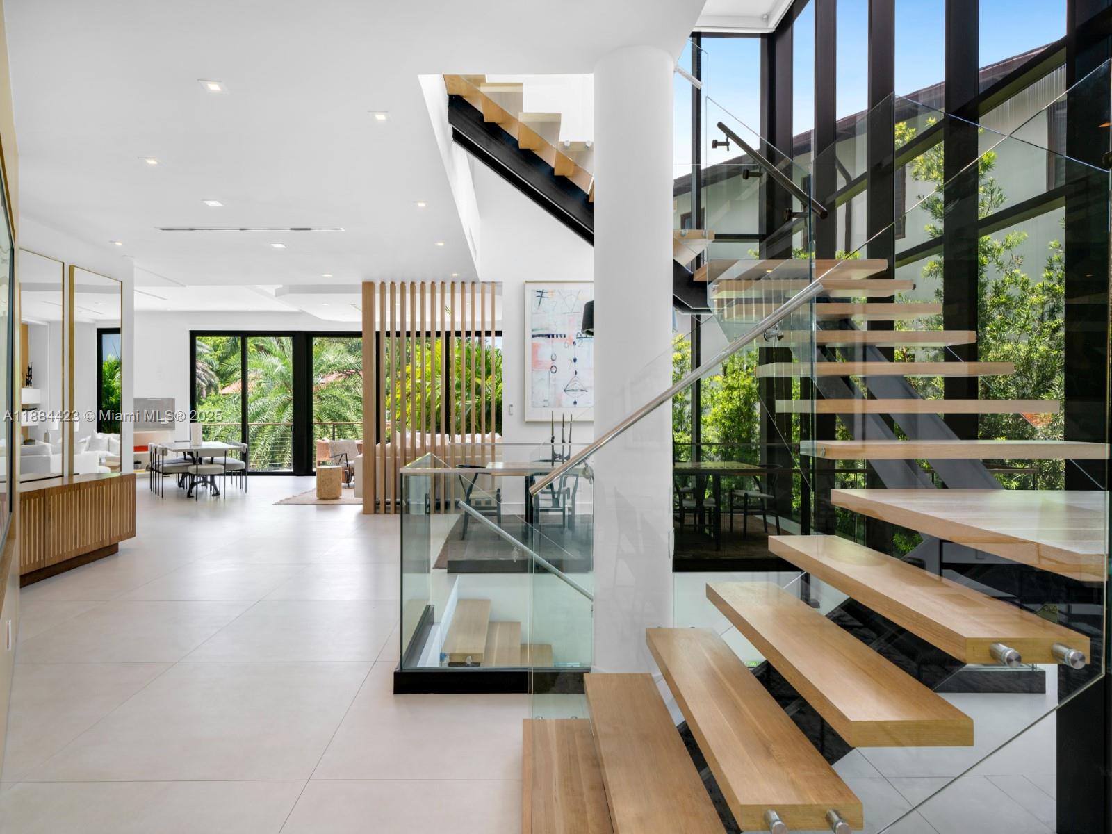 1755 Fairhaven Pl Miami, FL 33133