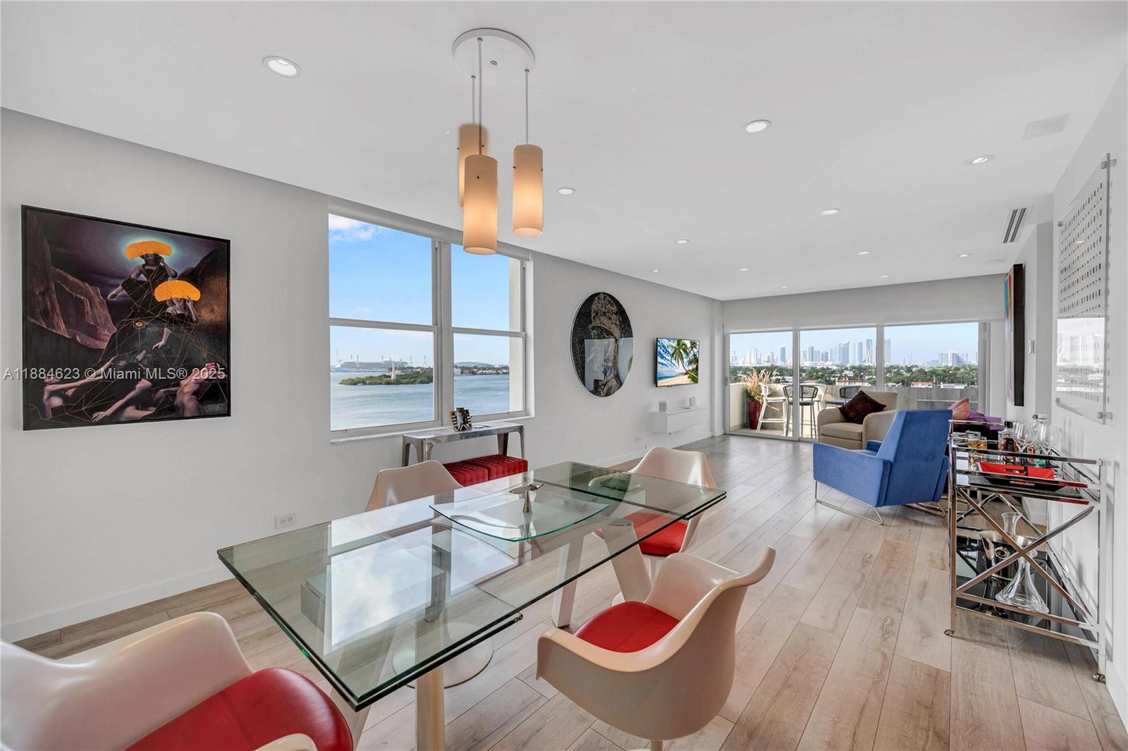 3 Island Ave #08I