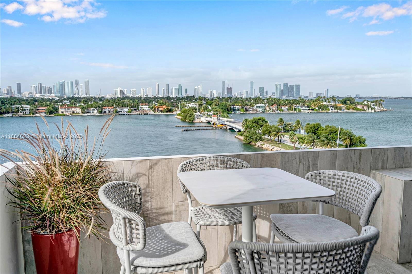 3 Island Ave #08I Miami Beach, FL 33139