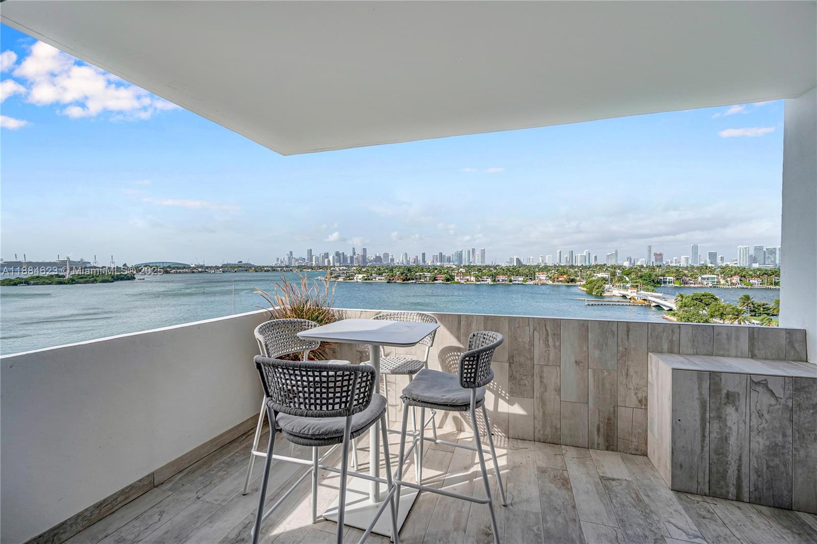 3 Island Ave #08I Miami Beach, FL 33139