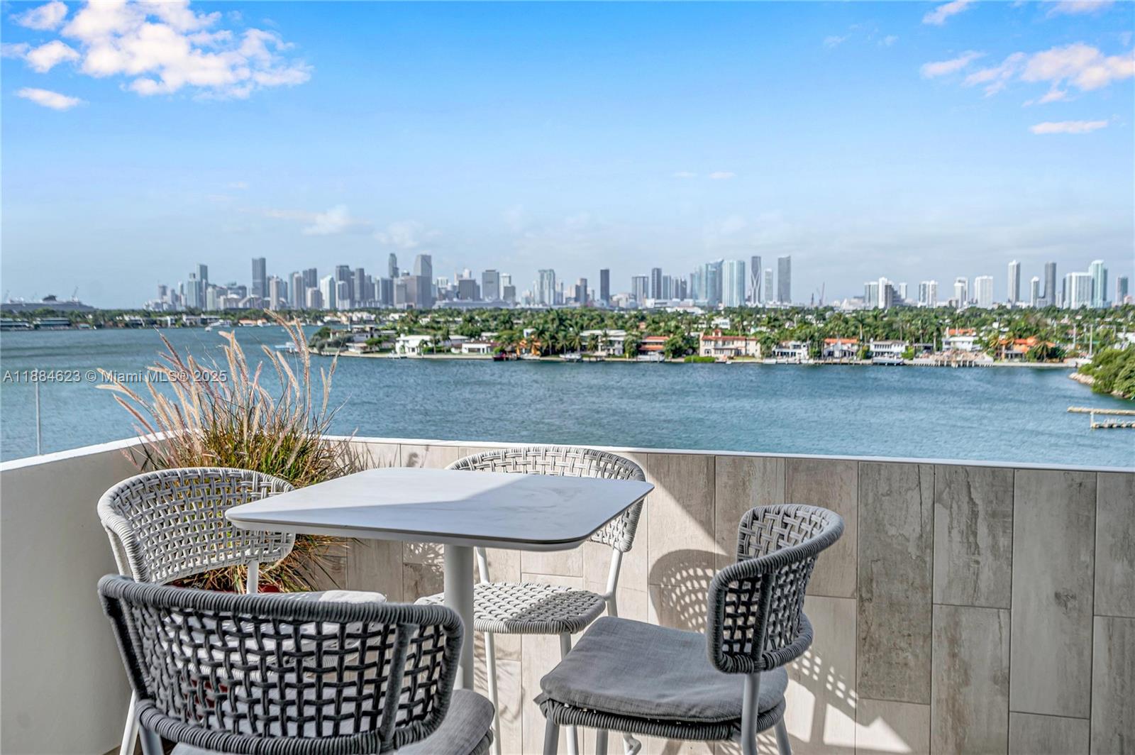 3 Island Ave #08I Miami Beach, FL 33139