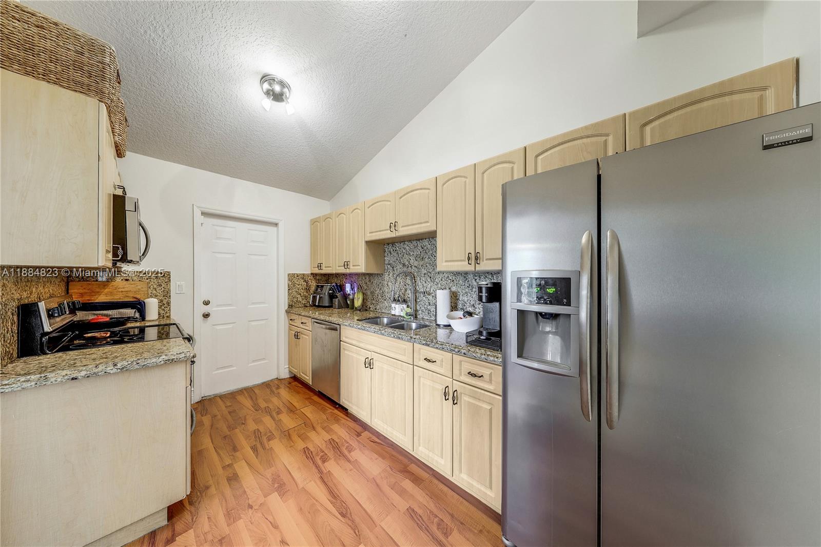 4030 SW 62nd Ave South Miami, FL 33155