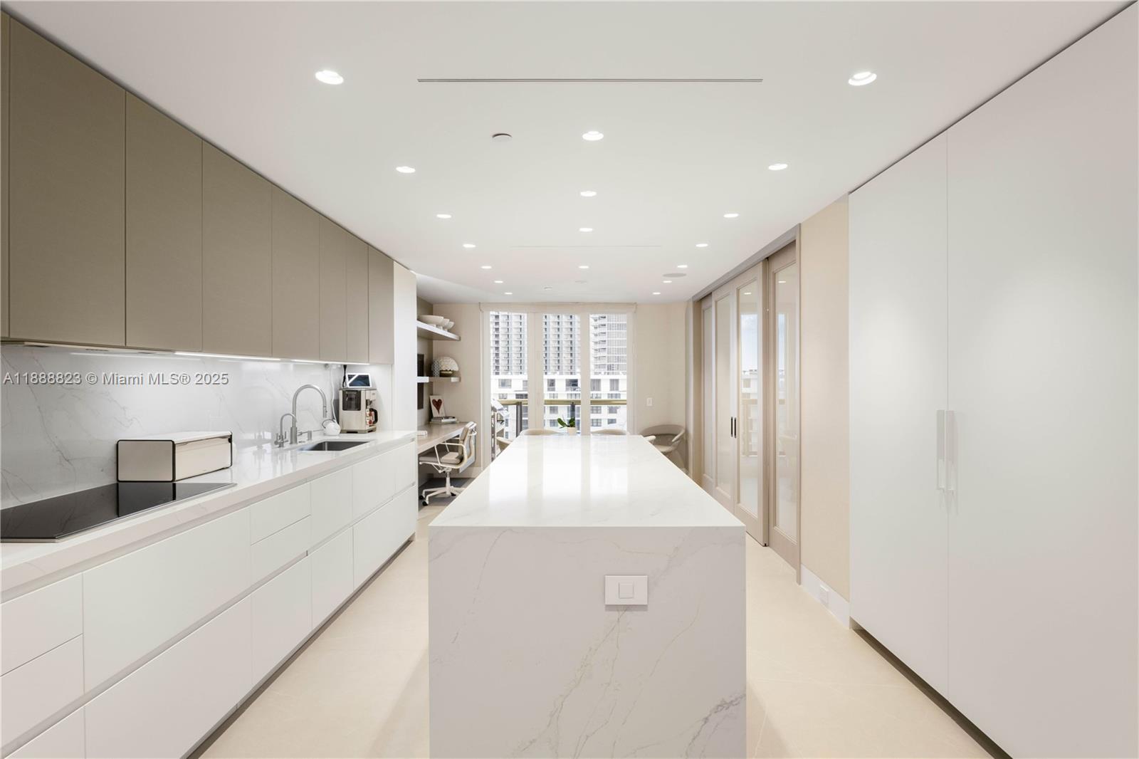 9999 Collins Ave #19K Bal Harbour, FL 33154 9999 Collins Ave #19K Bal Harbour, FL 33154