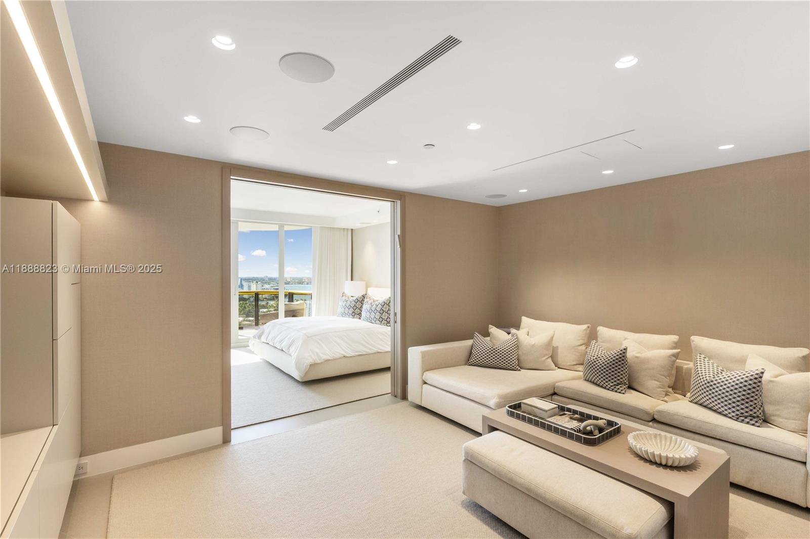 9999 Collins Ave #19K Bal Harbour, FL 33154 9999 Collins Ave #19K Bal Harbour, FL 33154
