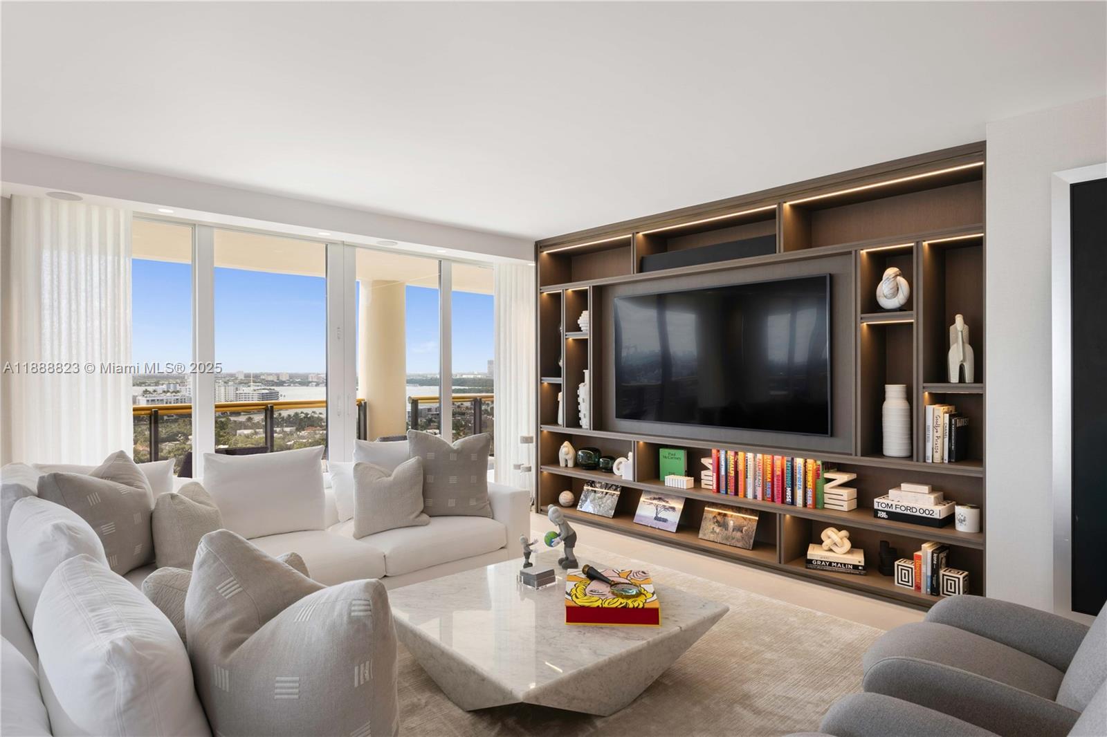 9999 Collins Ave #19K Bal Harbour, FL 33154 9999 Collins Ave #19K Bal Harbour, FL 33154