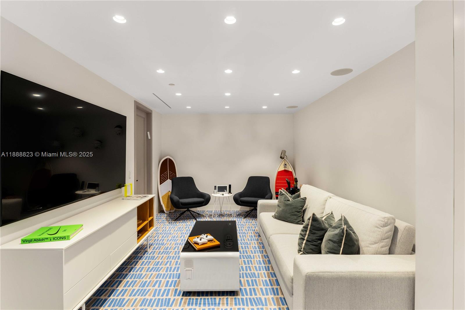 9999 Collins Ave #19K Bal Harbour, FL 33154 9999 Collins Ave #19K Bal Harbour, FL 33154