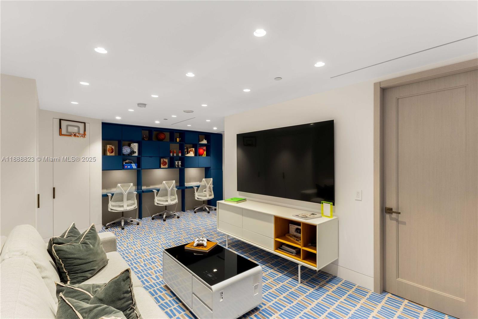 9999 Collins Ave #19K Bal Harbour, FL 33154 9999 Collins Ave #19K Bal Harbour, FL 33154