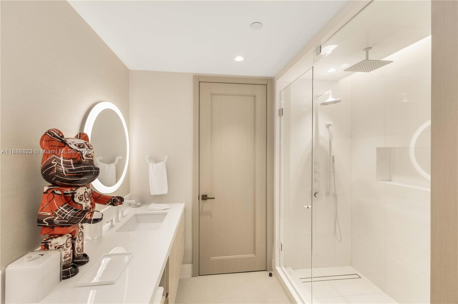 9999 Collins Ave #19K Bal Harbour, FL 33154 9999 Collins Ave #19K Bal Harbour, FL 33154