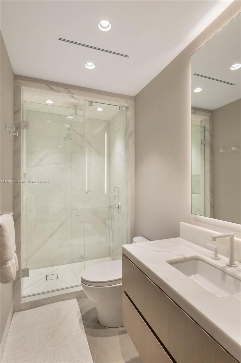 9999 Collins Ave #19K Bal Harbour, FL 33154 9999 Collins Ave #19K Bal Harbour, FL 33154