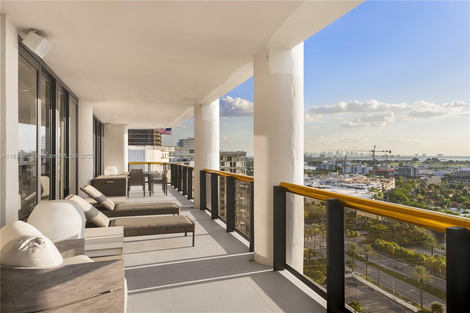 9999 Collins Ave #19K Bal Harbour, FL 33154 9999 Collins Ave #19K Bal Harbour, FL 33154