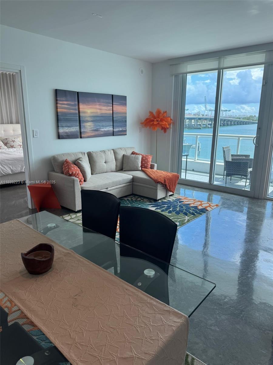 540 West Ave #311
