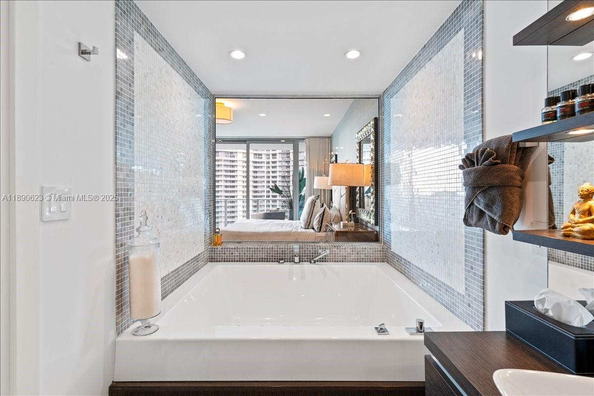 image Epic Residences15