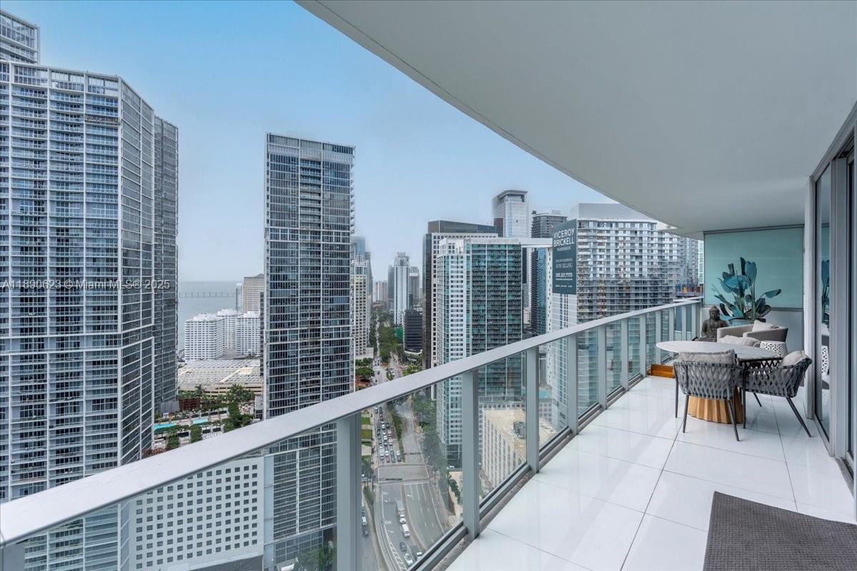 image Epic Residences2