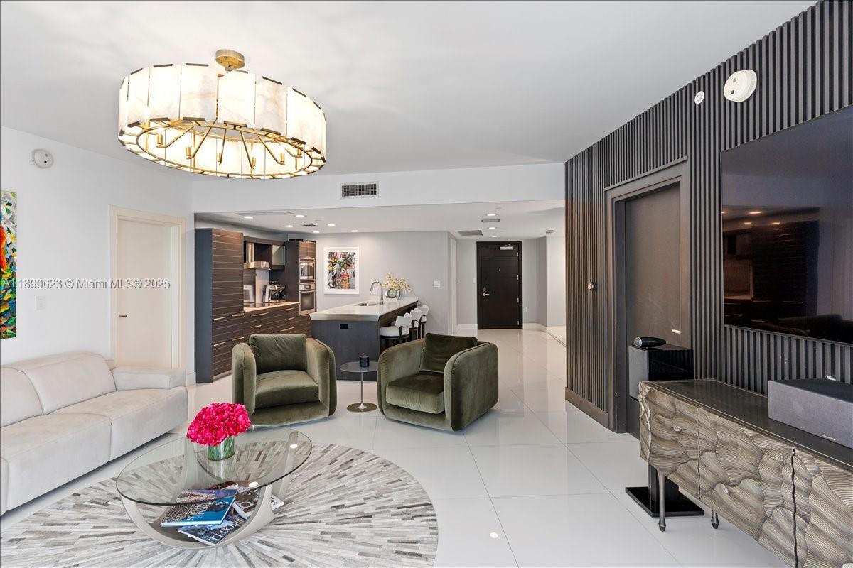 image Epic Residences3