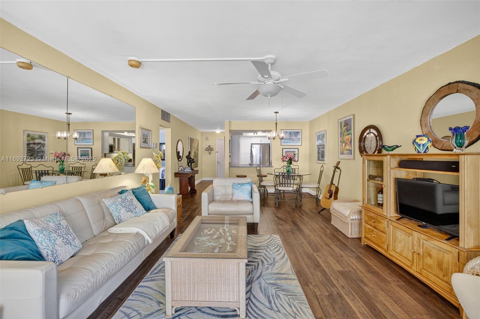 1700 SE 15th St #215 Fort Lauderdale, FL 33316 1700 SE 15th St #215 Fort Lauderdale, FL 33316