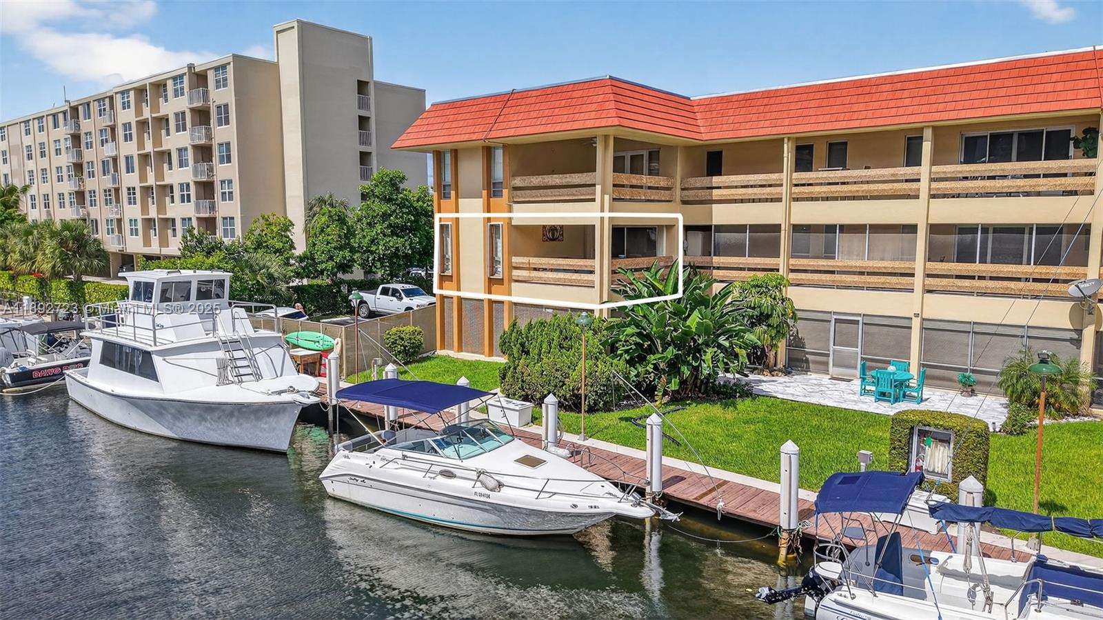 1700 SE 15th St #215 Fort Lauderdale, FL 33316 1700 SE 15th St #215 Fort Lauderdale, FL 33316