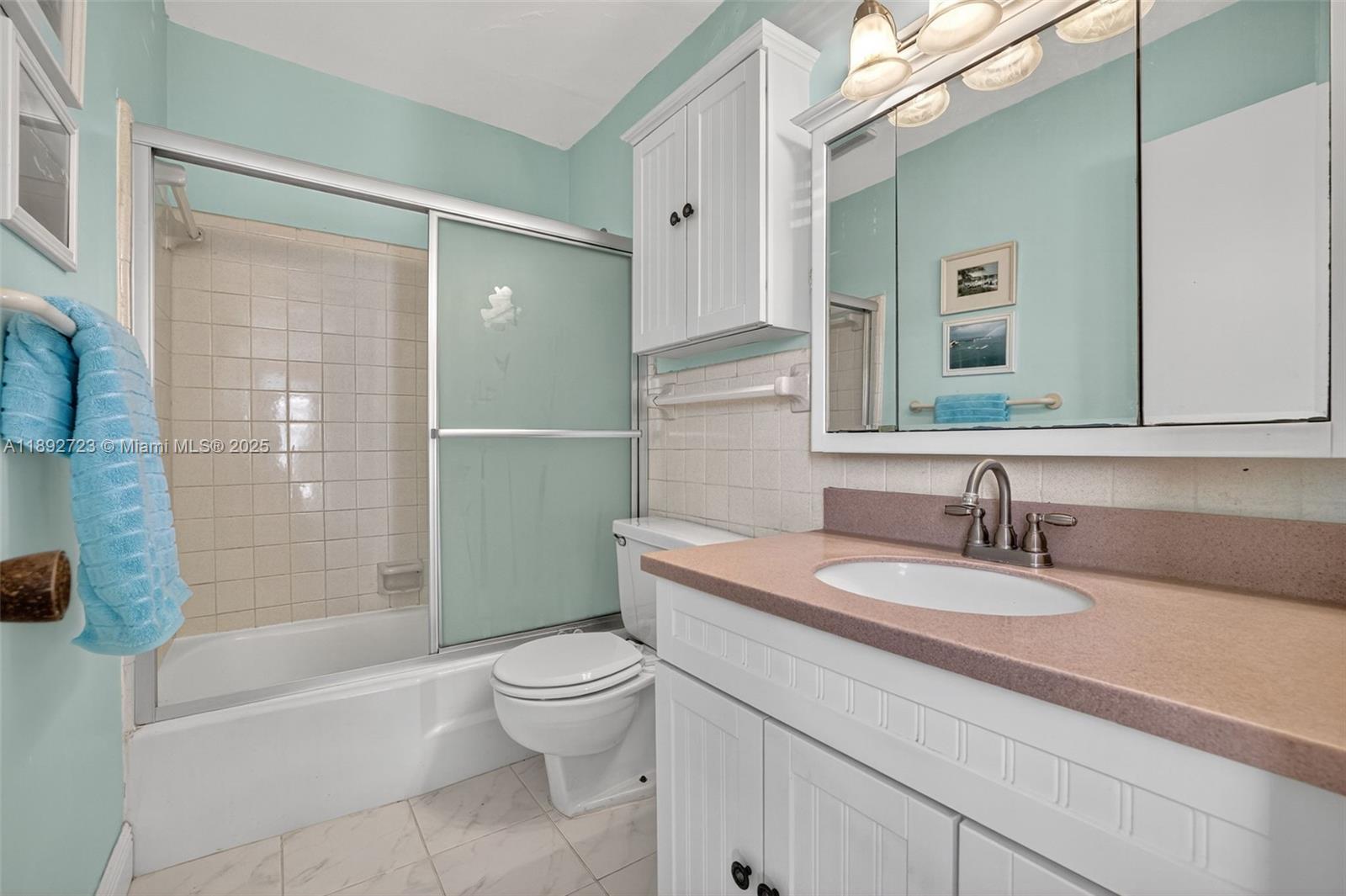 1700 SE 15th St #215 Fort Lauderdale, FL 33316 1700 SE 15th St #215 Fort Lauderdale, FL 33316