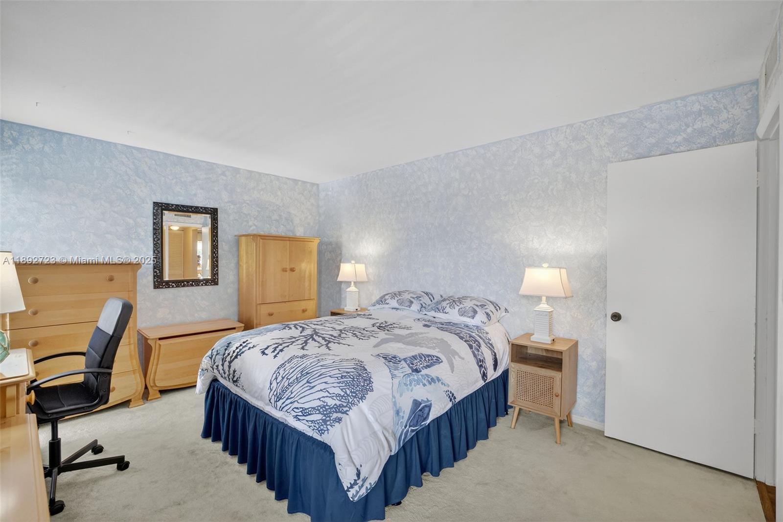 1700 SE 15th St #215 Fort Lauderdale, FL 33316 1700 SE 15th St #215 Fort Lauderdale, FL 33316
