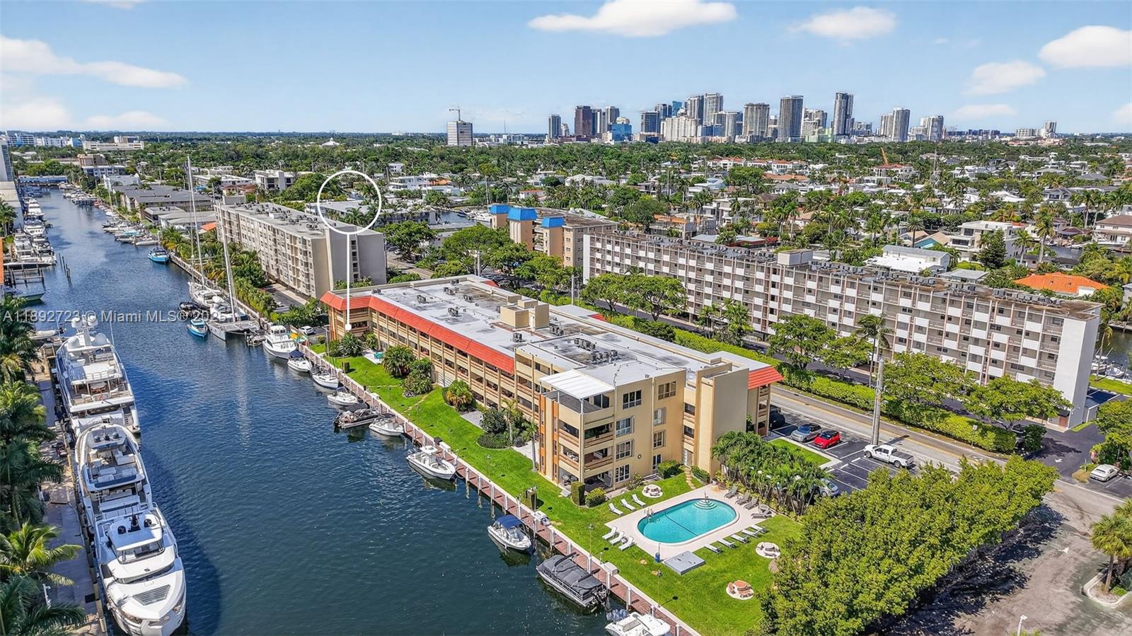 1700 SE 15th St #215 Fort Lauderdale, FL 33316 1700 SE 15th St #215 Fort Lauderdale, FL 33316
