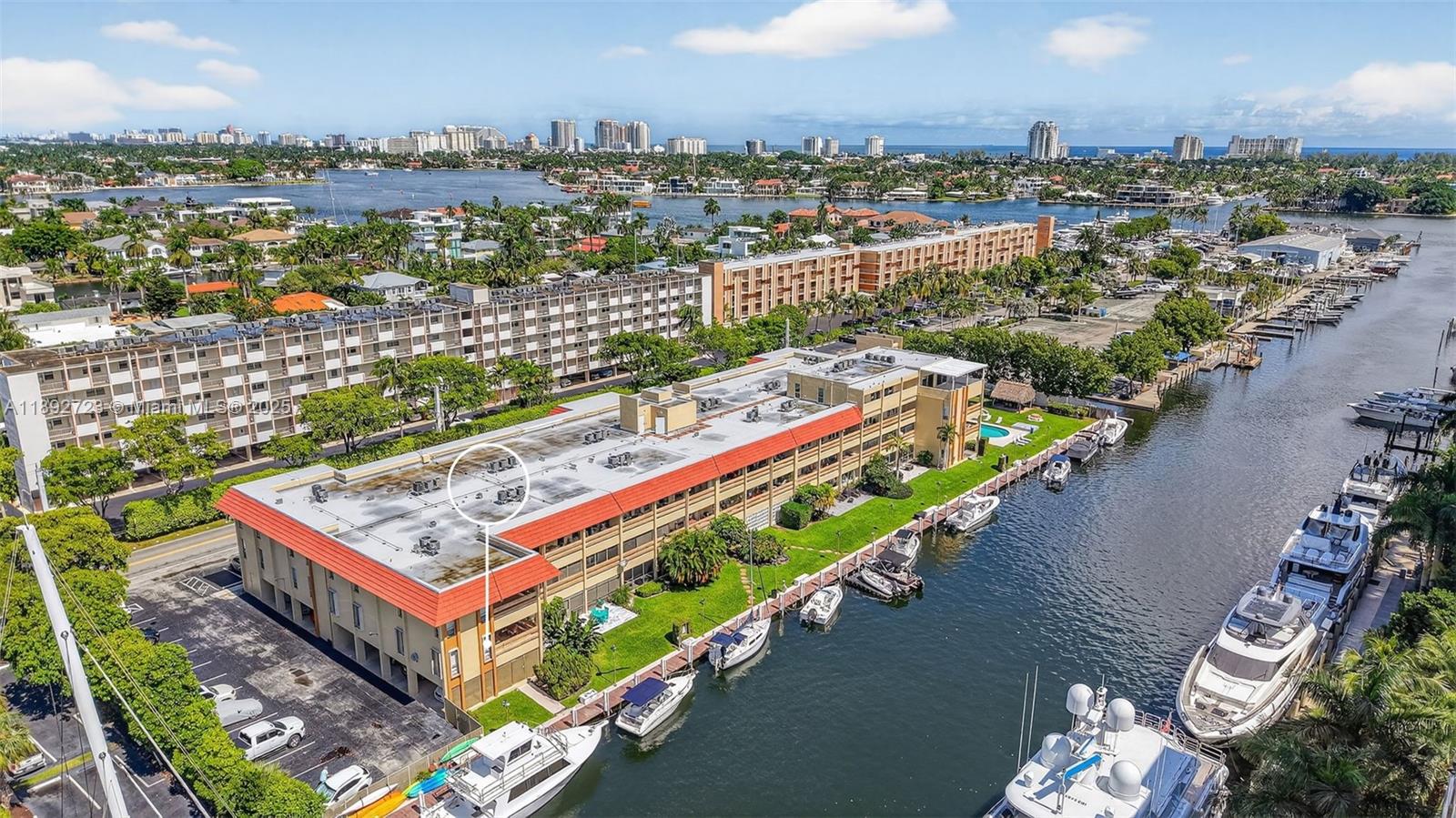 1700 SE 15th St #215 Fort Lauderdale, FL 33316 1700 SE 15th St #215 Fort Lauderdale, FL 33316