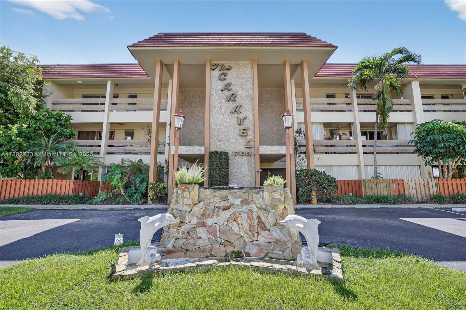 1700 SE 15th St #215 Fort Lauderdale, FL 33316 1700 SE 15th St #215 Fort Lauderdale, FL 33316