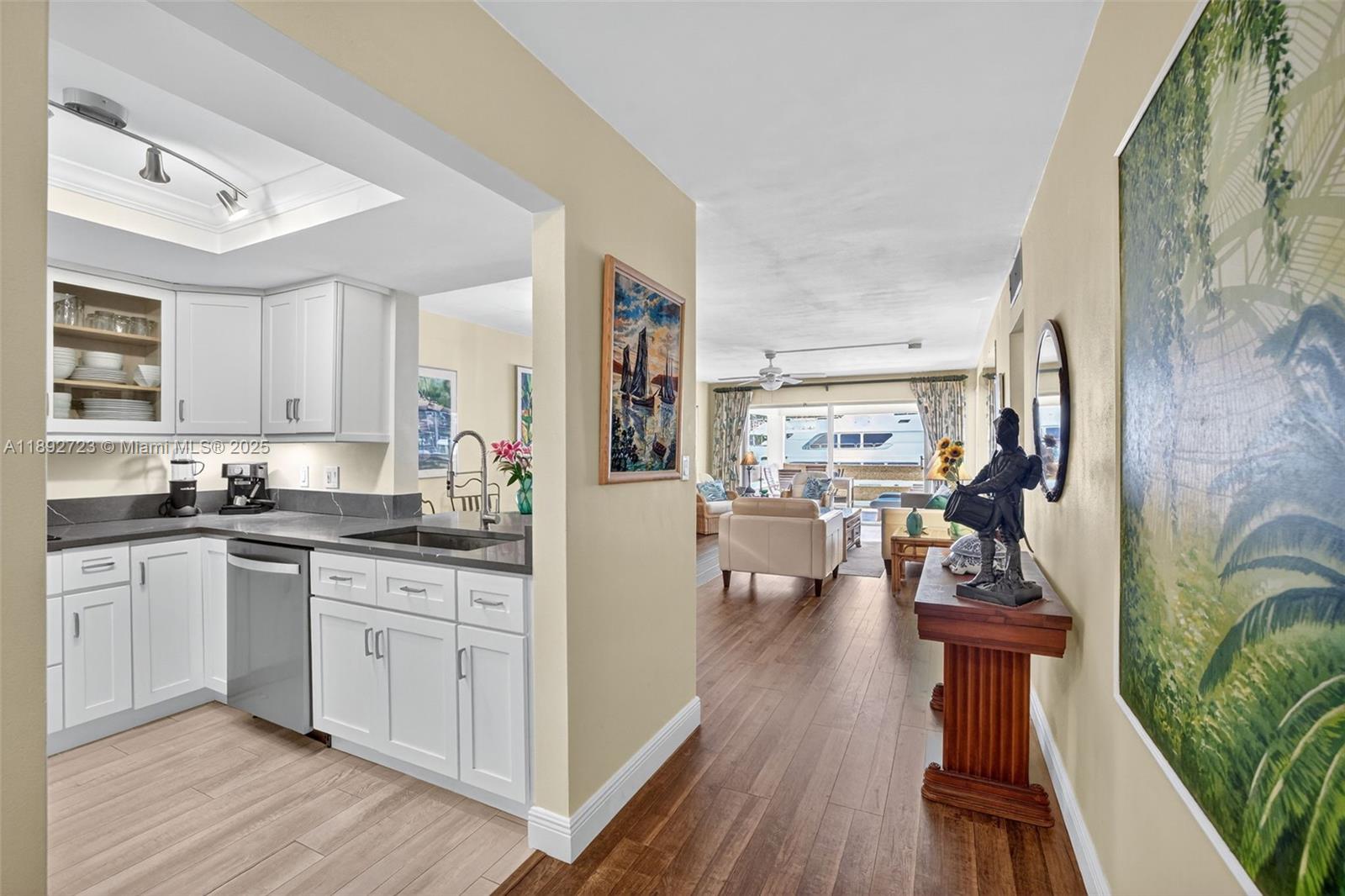 1700 SE 15th St #215 Fort Lauderdale, FL 33316 1700 SE 15th St #215 Fort Lauderdale, FL 33316