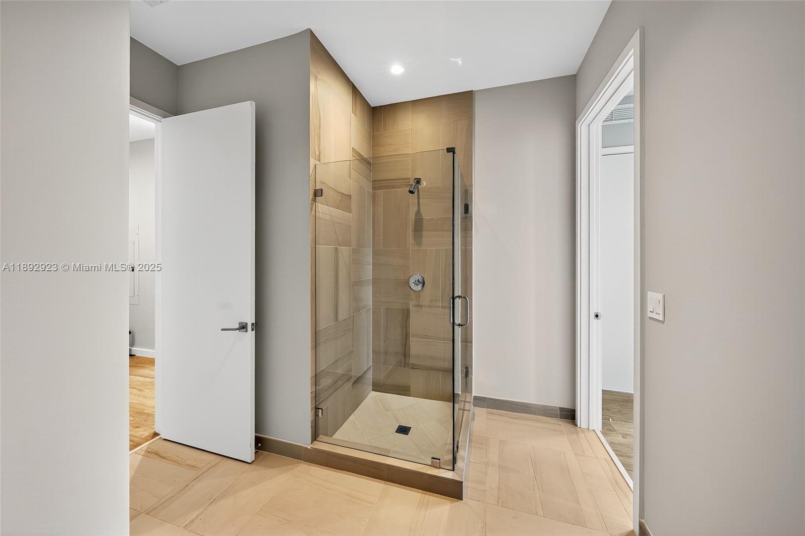 image Club Residences13