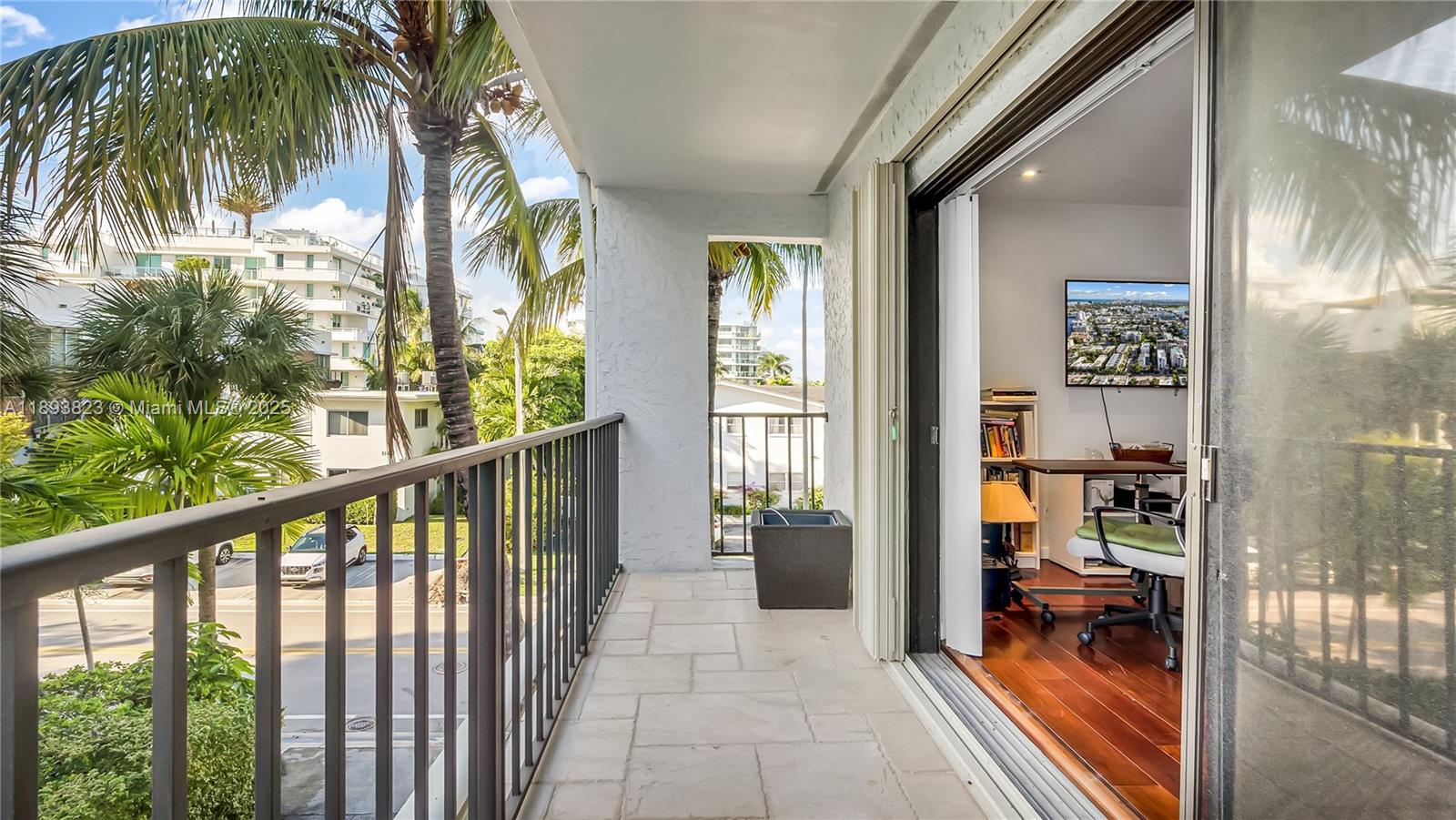 10090 Bay Hbr Ter #10090 Bay Harbor Islands, FL 33154