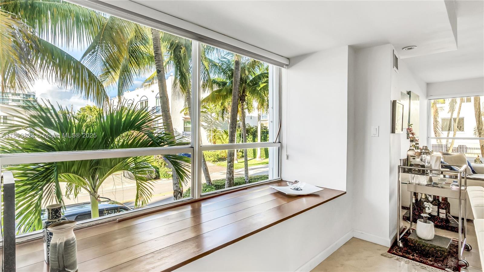 10090 Bay Hbr Ter #10090 Bay Harbor Islands, FL 33154