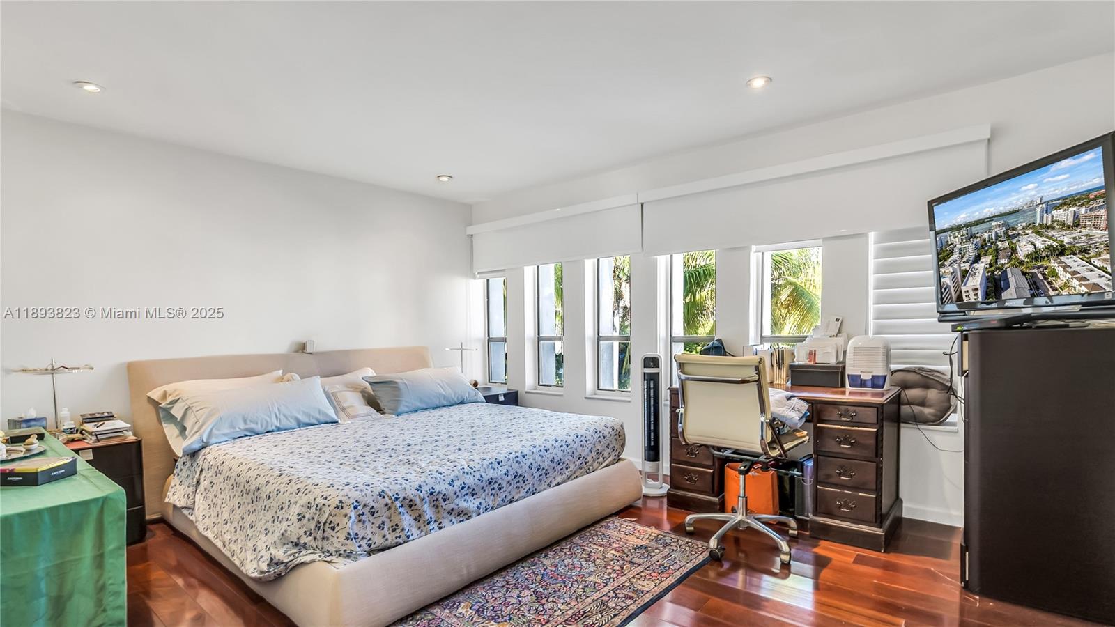 10090 Bay Hbr Ter #10090 Bay Harbor Islands, FL 33154