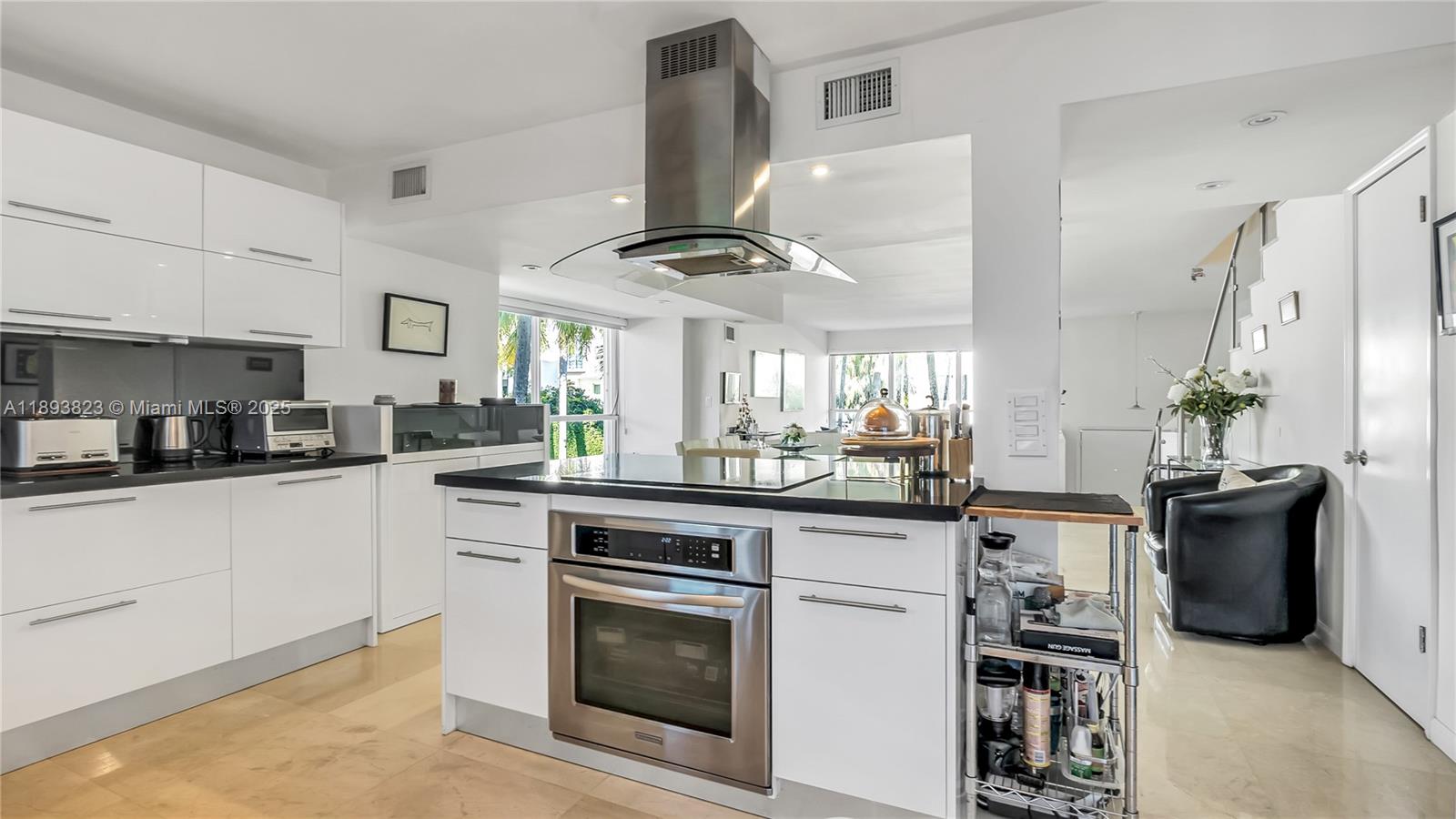 10090 Bay Hbr Ter #10090 Bay Harbor Islands, FL 33154